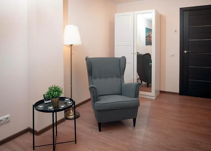 Crown Apartment